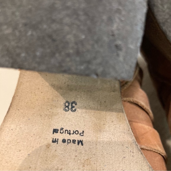 FREE PEOPLE SZ 38 Hybrid  Stacked Heel Strappy Back Zipper Ankle Boots Booties - Picture 11 of 11